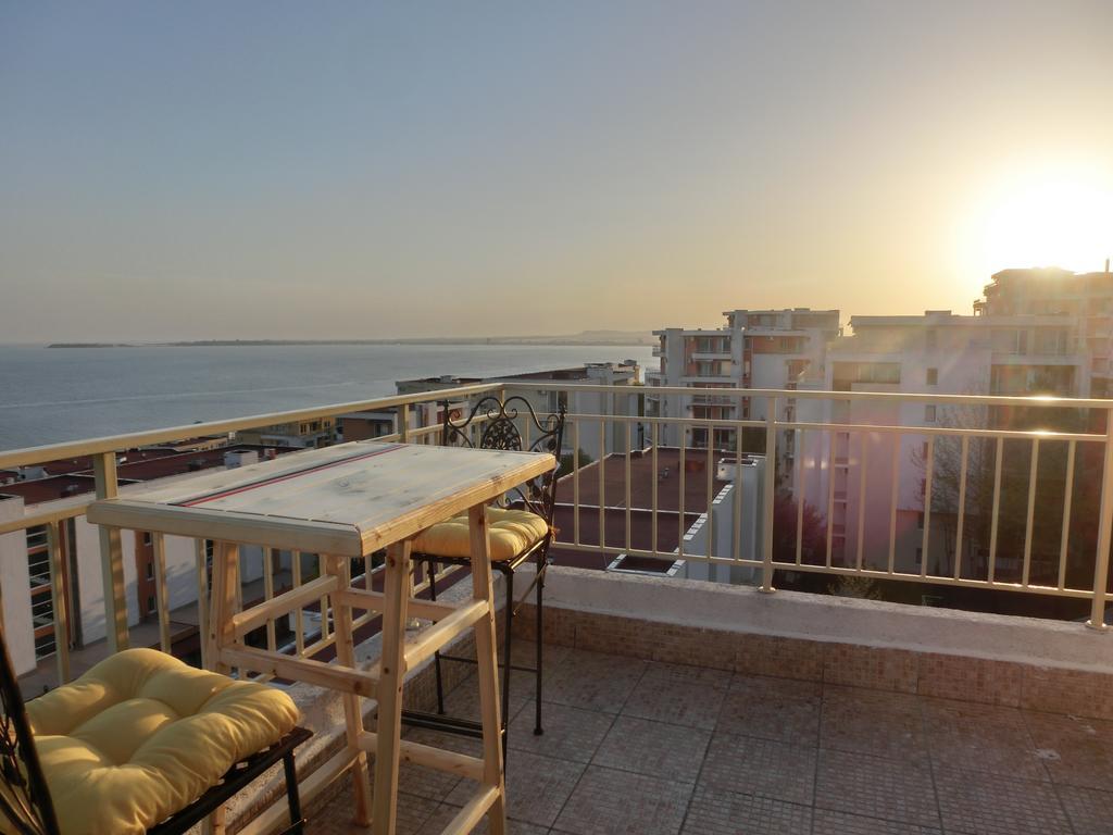 Panoramic Sea View Apartment Crown, Pools And Beach, Sveti Vlas Eksteriør bilde