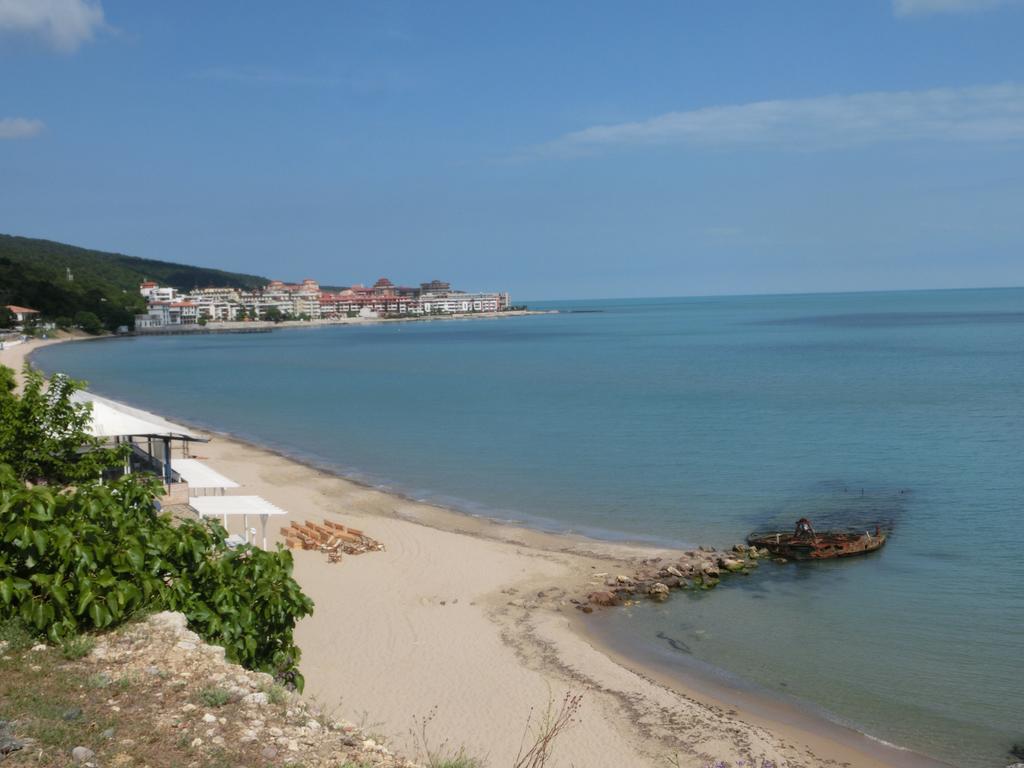 Panoramic Sea View Apartment Crown, Pools And Beach, Sveti Vlas Eksteriør bilde